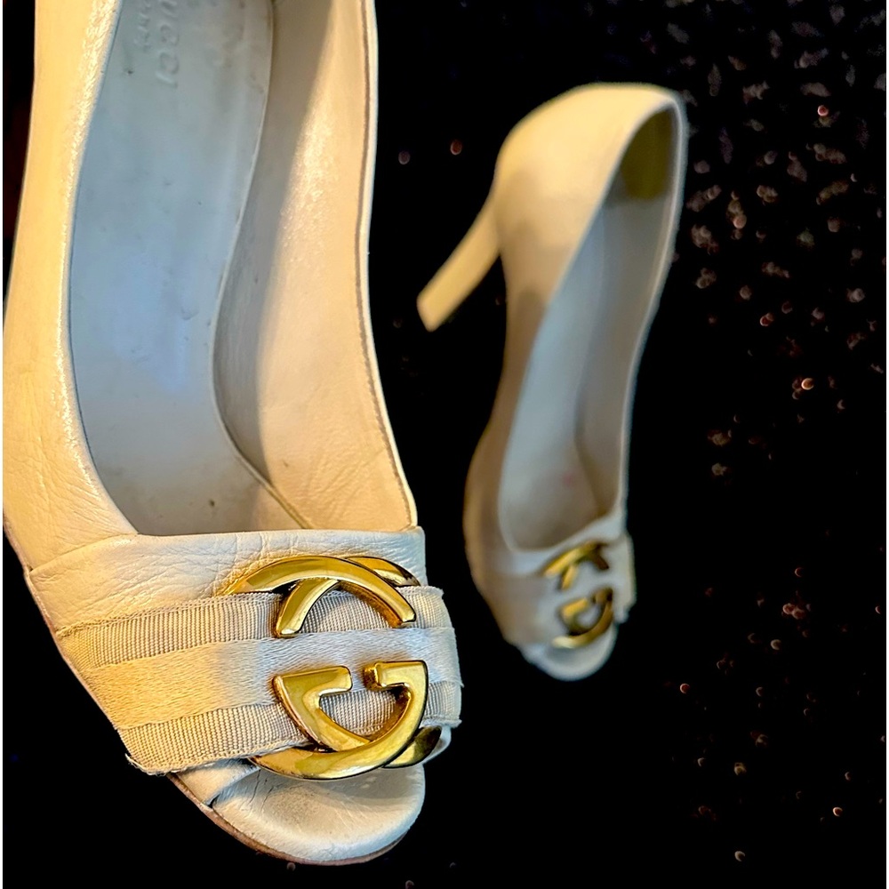 Gucci sandals open front shoes heels pump high cream beige designer luxury